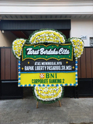 Papan Bunga Duka di Ohoitel