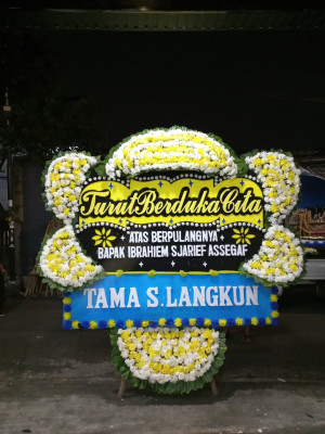 Papan Bunga Duka di Ohoitel
