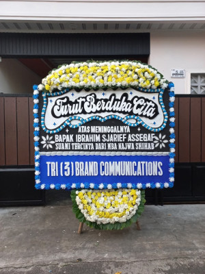 Papan Bunga Duka di Ohoitel